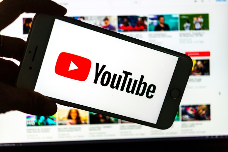 Studie: YouTube gaukelt Jugendlichen falsches Bild der Realität vor (© 2019 AFP)